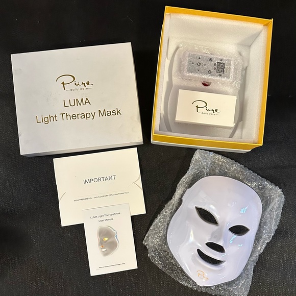 LUMA LED Skin Therapy Mask - Pure Daily Care. - Picture 2 of 8